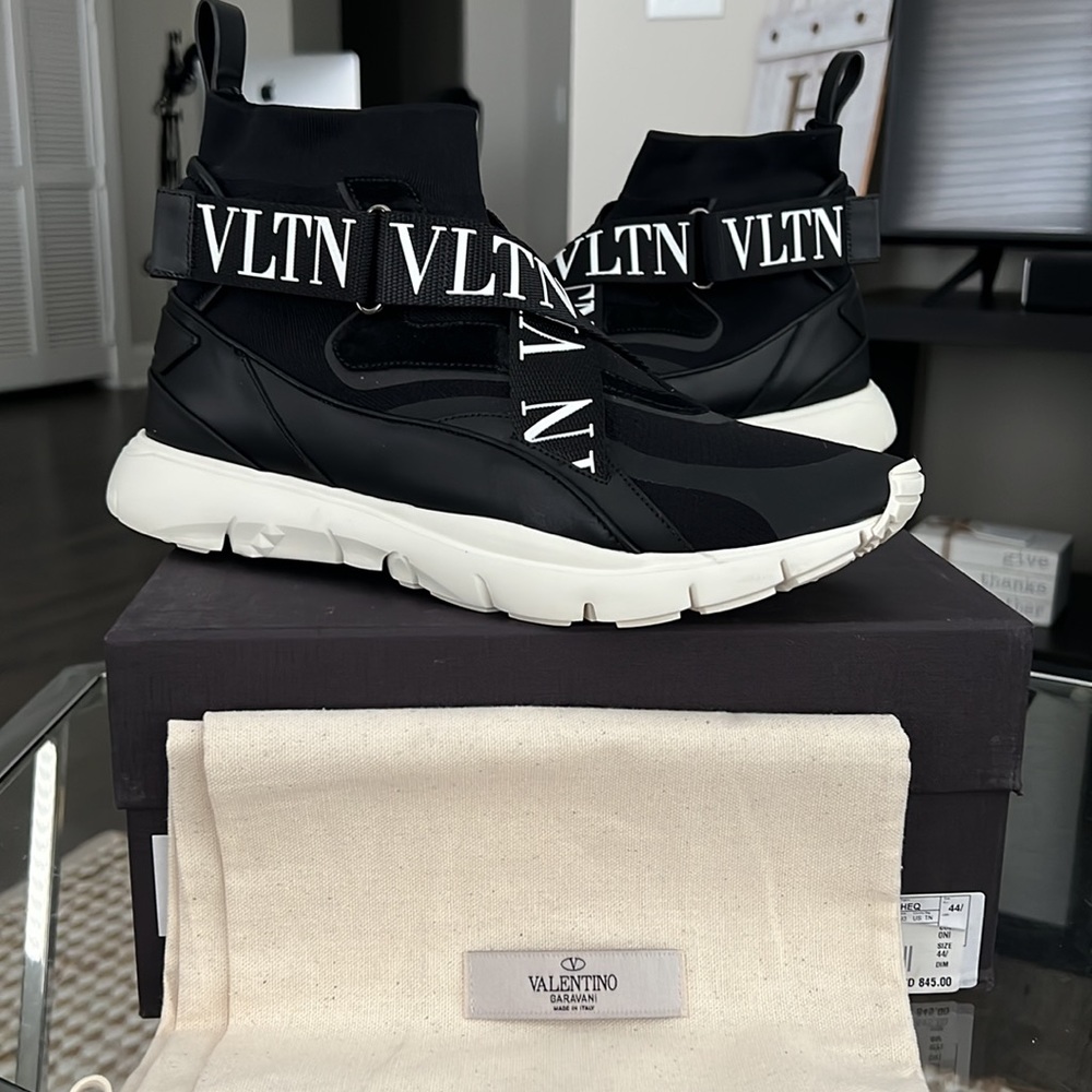 Valentino Garavani VLTN High-Top Sneakers